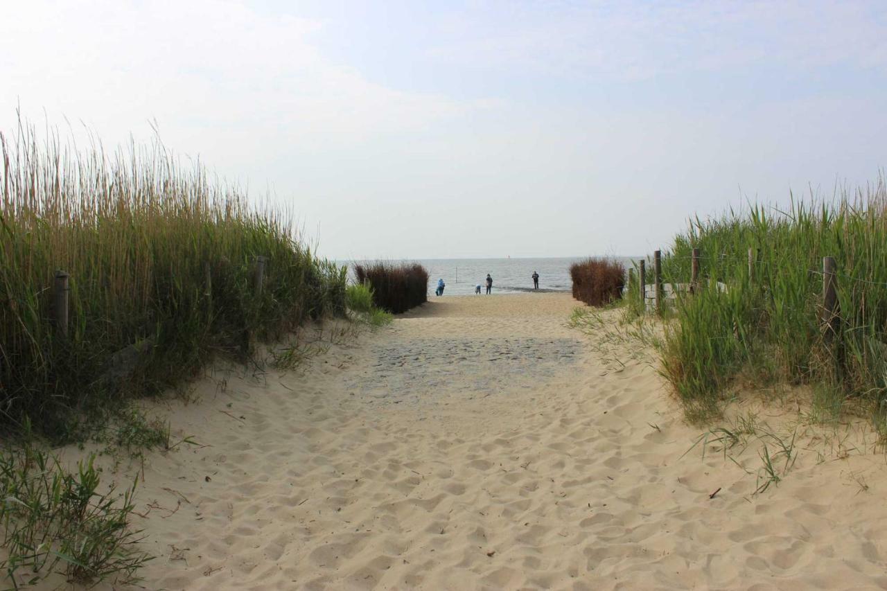 Schicke Fewo 150M Vom Strand Kostenlos Wlan Grosses Schwimmbad Sauna Cuxhaven Exterior photo